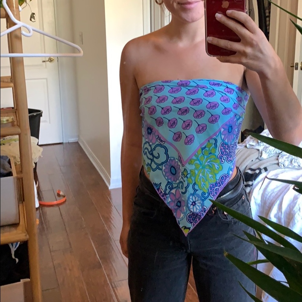 Scarf top